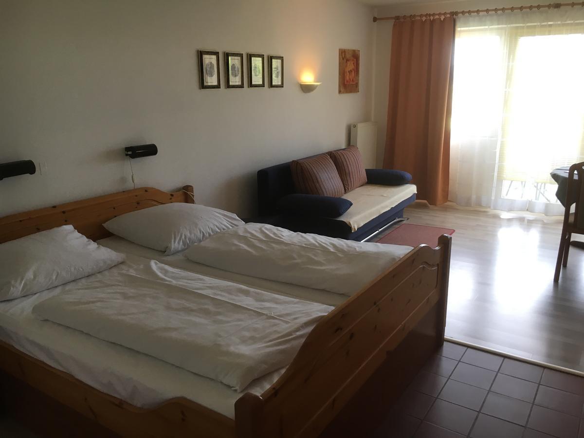 Apartmentanlage Am Kellerberg Zandt Bagian luar foto